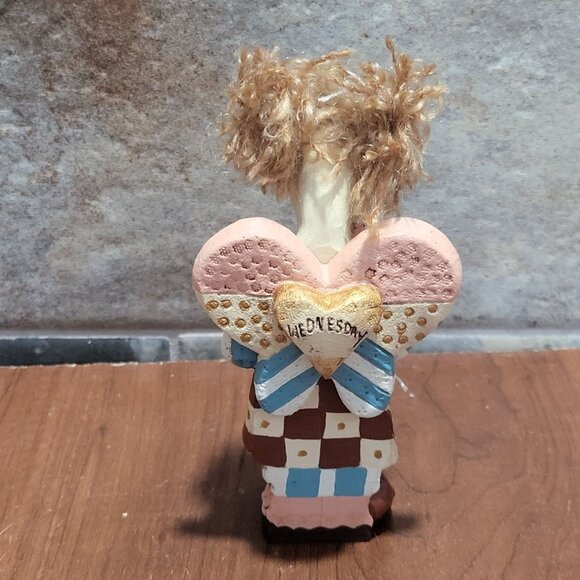 Designs by Diana Wednesday Child Angel 2174 Figurine 1991 Collectable Sculpture - Picture 2 of 11